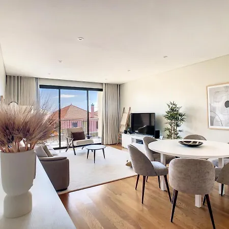 Sunlight By Lovelystay *