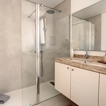 Sunlight By Lovelystay