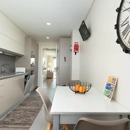Sunlight Breeze - Modern Pool Haven By Lovelystay Apartment Funchal (Madeira)