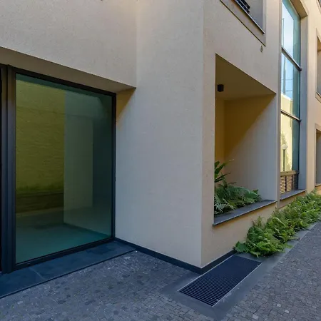 Apartment Sunlight Breeze - Modern Pool Haven By Lovelystay Funchal (Madeira)