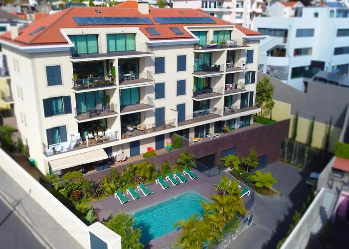 Sunlight By Lovelystay *