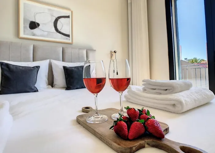 Sunlight By Lovelystay Funchal (Madeira)